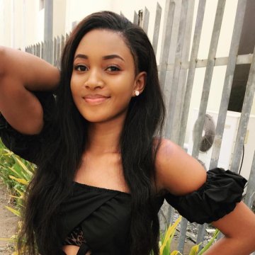 Evelyne11 uit Zuid-Holland,Nederland